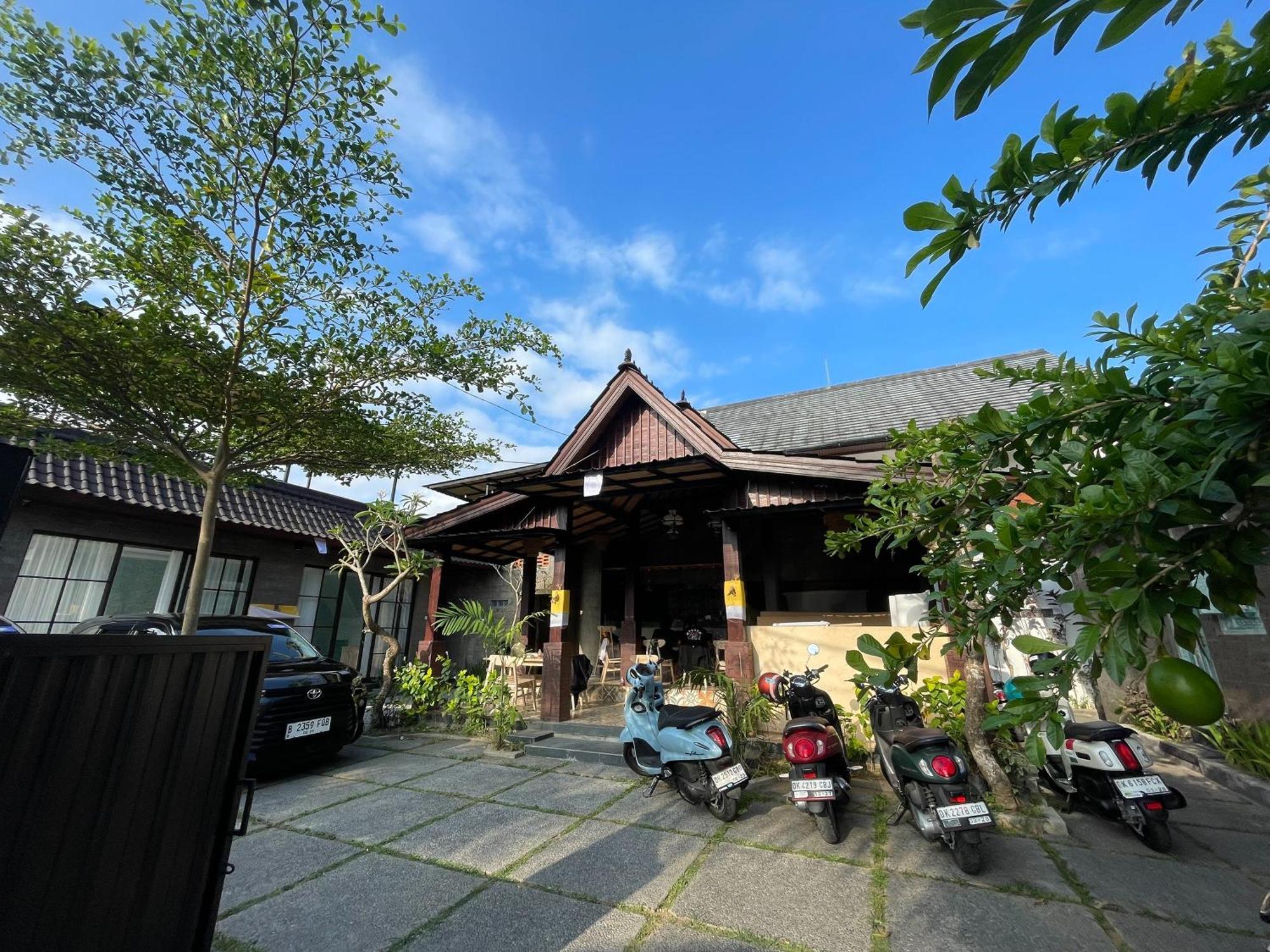 Hotel Nivaluma Ubud Zewnętrze zdjęcie